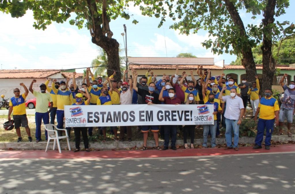 Bancários suspendem greve e Correios mantém paralisação