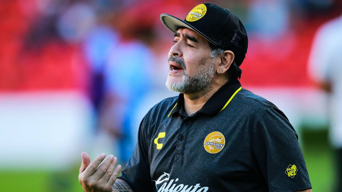 Diego Maradona morre aos 60 anos