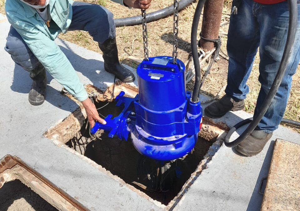 CAEMA instala nova bomba submersível e melhora o tratamento de esgoto sanitário no Calhau