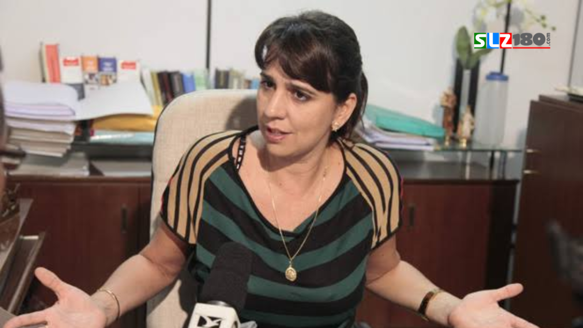 Promotora Litia Cavalcanti anuncia que foi exonerada da Promotoria do Consumidor