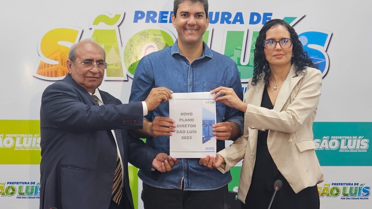 Imagem do dia: Prefeito Eduardo Braide sanciona Novo Plano Diretor de São Luís