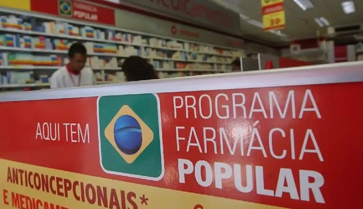 Farmácia Popular começa a distribuir absorventes gratuitos